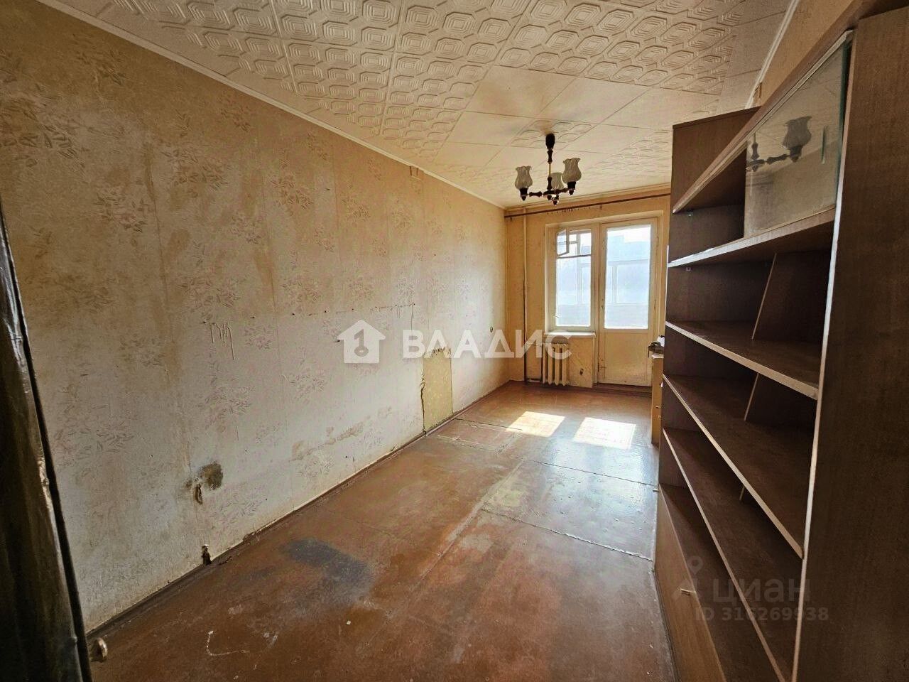 Продажа 3-комн квартиры на вторичном рынке Новлянский мкр, улица Новлянская,  д. 12Г