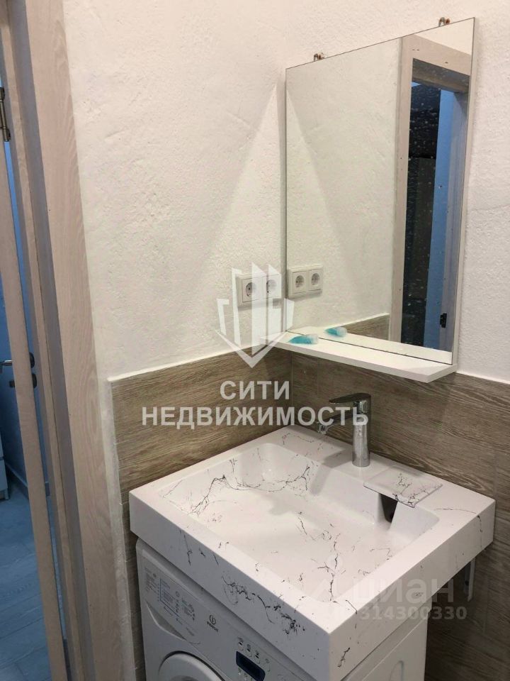 Продажа студии улица Василия Ботылева, 21