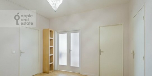 4-комн квартира улица Дунаевского,  д. 7