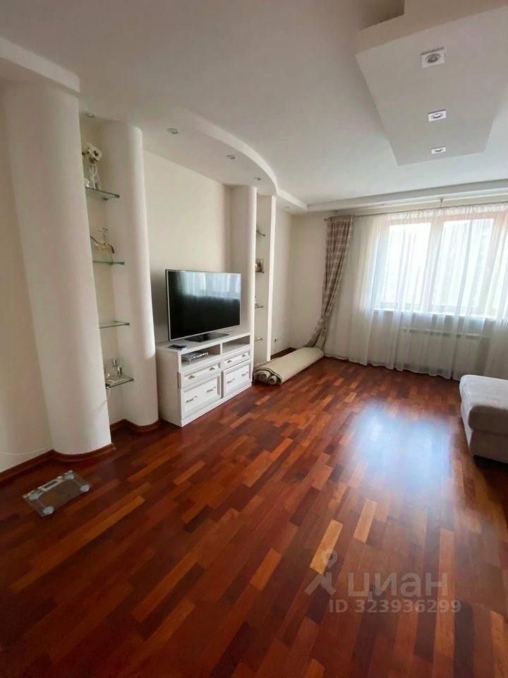 Аренда 2-комн квартиры на вторичном рынке Люберцы, Октябрьский проспект, 18к1