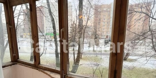 3-комн квартира улица Плеханова,  д. 21