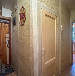 Продажа 1-комн квартиры на вторичном рынке улица Танкиста Хрустицкого,  д. 96