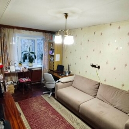 Продажа 2-комн квартиры на вторичном рынке Просвещения пр-кт,  д. 45