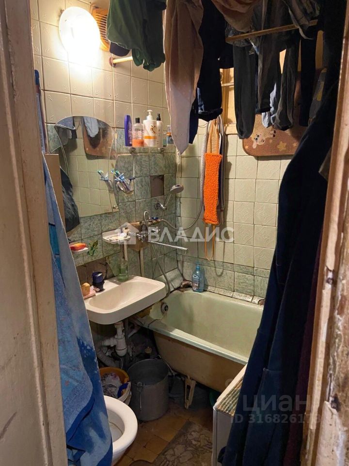 Продажа 2-комн квартиры на вторичном рынке Кубинка, Армейская улица, 5