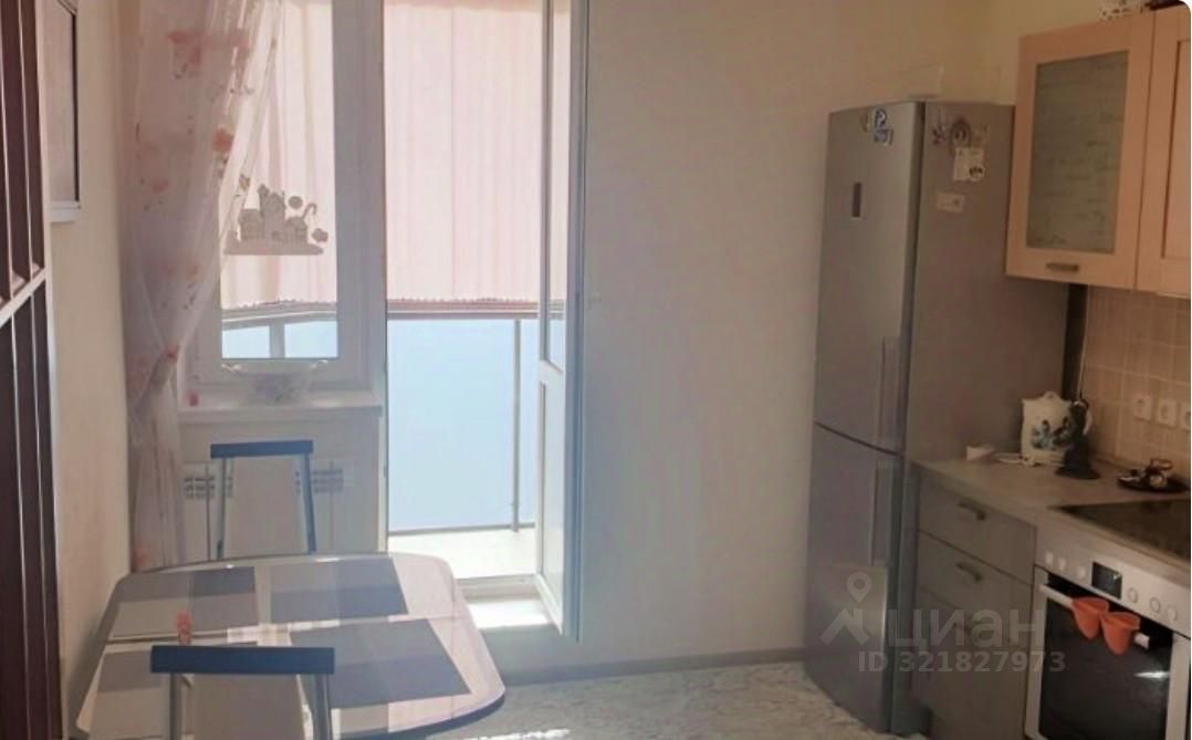 Продажа 2-комн квартиры на вторичном рынке Раменское, улица Чугунова, 41