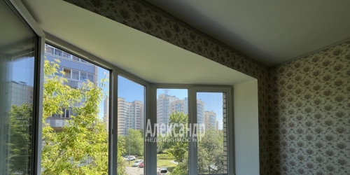 3-комн квартира Стрельна г., Гоголя ул. ,  д. 6