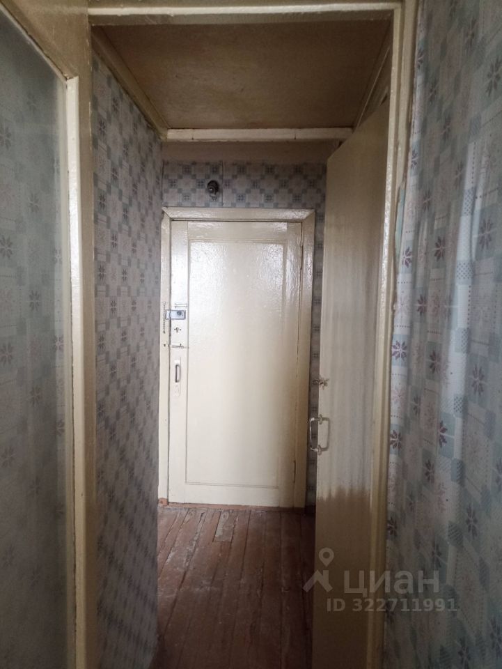 Продажа 1-комн квартиры на вторичном рынке Центральный мкр, улица Докторова,  д. 12