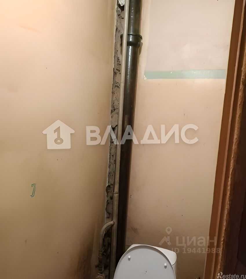 Продажа 2-комн квартиры на вторичном рынке Кожевнический 2-й пер,  д. 10/11