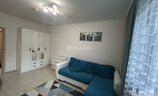 Продажа 2-комн квартиры на вторичном рынке Варшавское ш,  д. 100,  к. 1