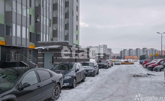 Продажа 1-комн квартиры на вторичном рынке Южное ш,  д. 55 к5