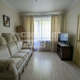 Продажа 3-комн квартиры на вторичном рынке Кутузовский пр-кт,  д. 63