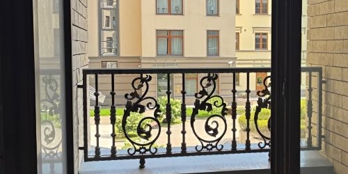 2-комн квартира набережная Лейтенанта Шмидта, 21