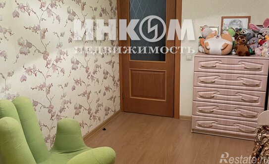 Продажа 2-комн квартиры на вторичном рынке Авиаторов, ул Третьяка,  д. 5/11