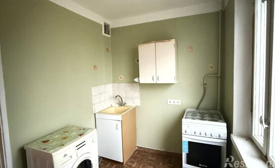 Продажа 2-комн квартиры на вторичном рынке Широкая улица,  д. 18