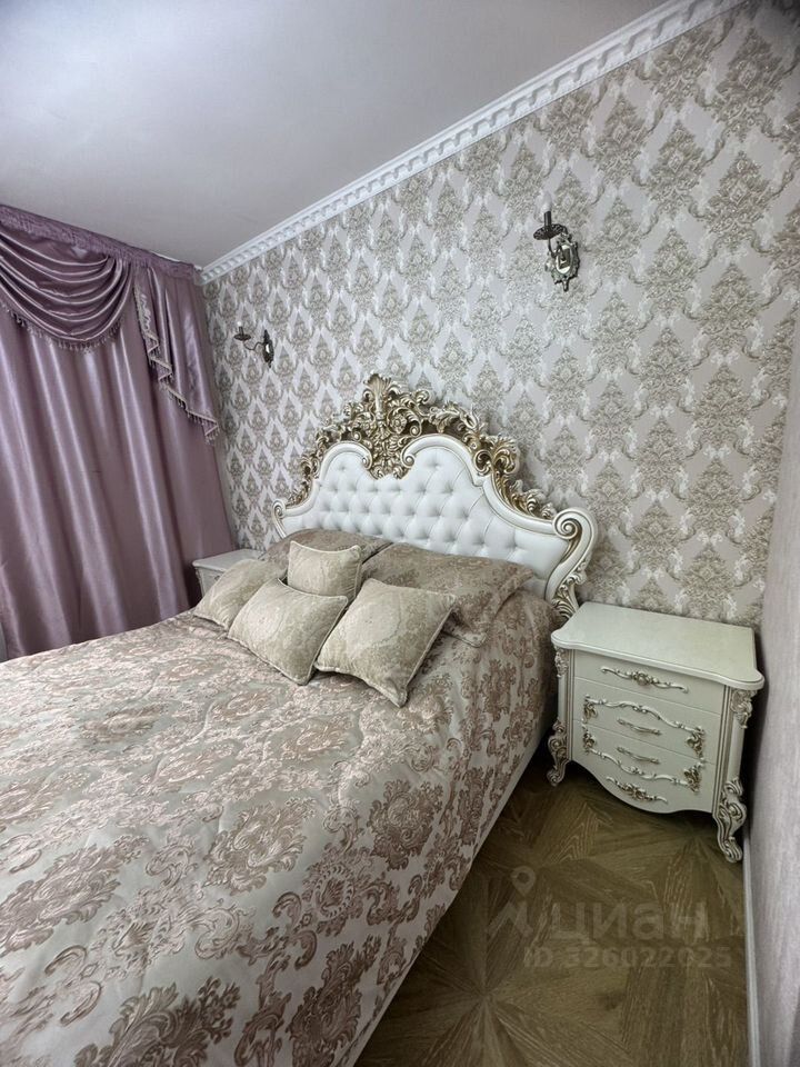 Продажа 3-комн квартиры на вторичном рынке Сабурово пгт, улица Парковая, 24