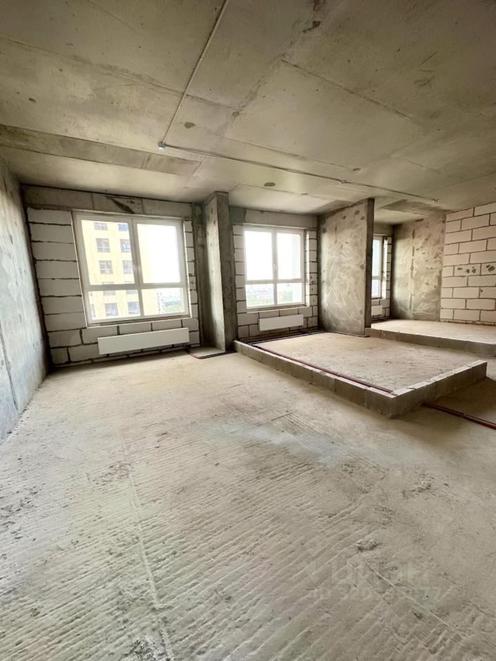 Продажа 3-комн квартиры на вторичном рынке улица Петра Алексеева, 14