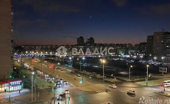 Продажа 1-комн квартиры на вторичном рынке улица Десантников,  д. 22