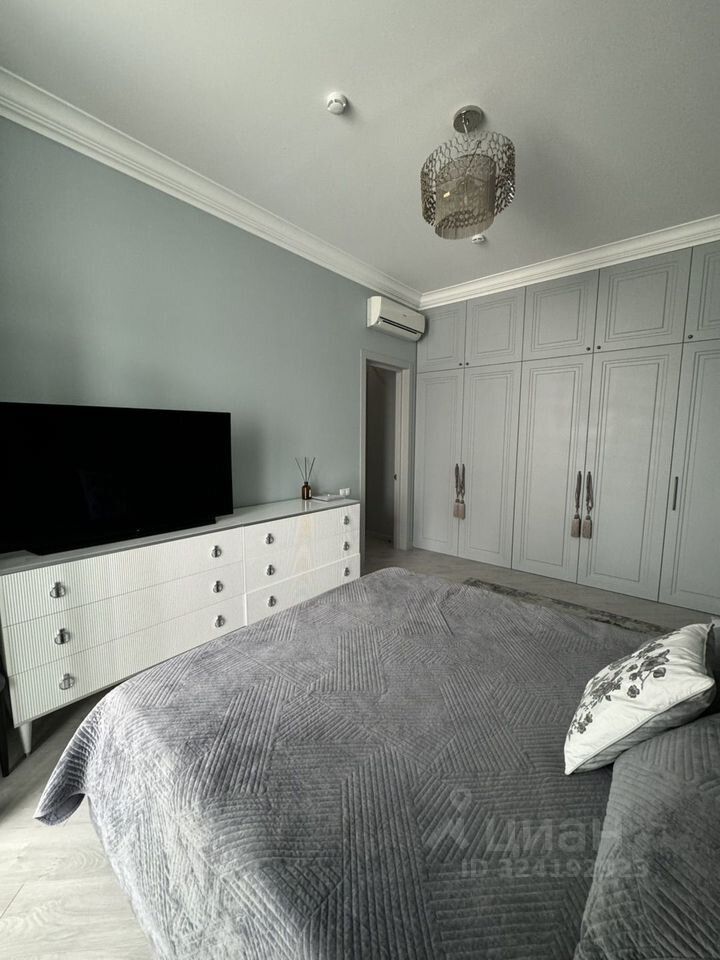 Продажа 2-комн квартиры на вторичном рынке Рощинская 2-я ул,  д. 1