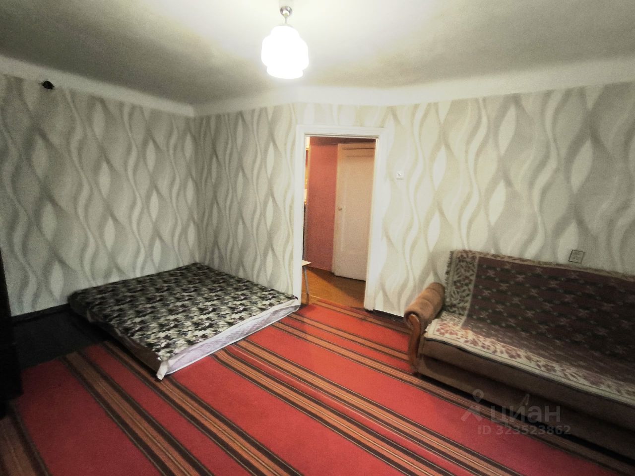 Продажа 1-комн квартиры на вторичном рынке Павлово пгт, Невская улица, 9