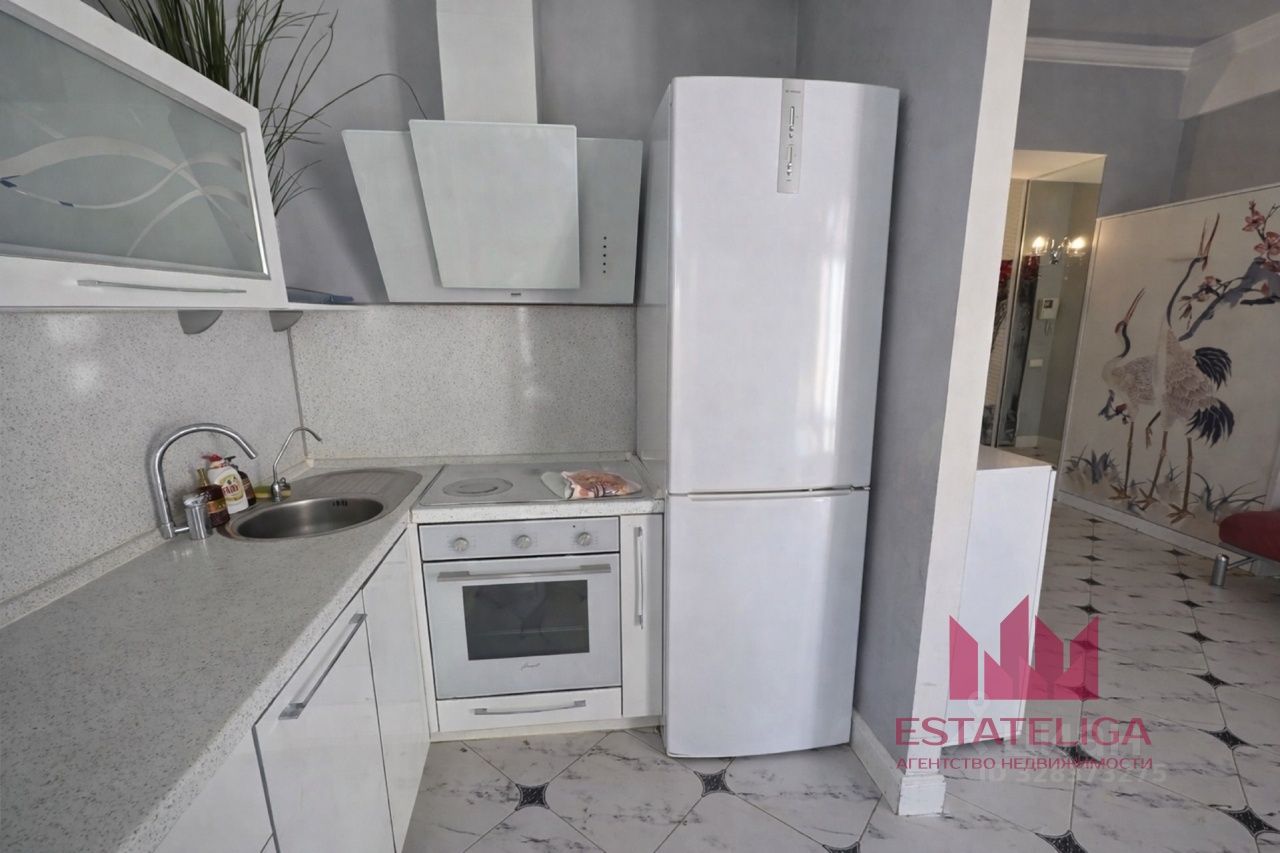 Продажа 1-комн квартиры на вторичном рынке улица Берзарина,  д. 12