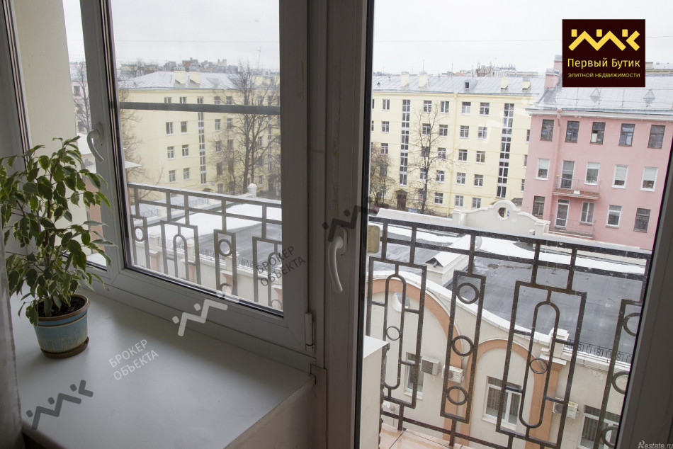 Продажа 5-комн квартиры на вторичном рынке Бармалеева ул,  д. 24