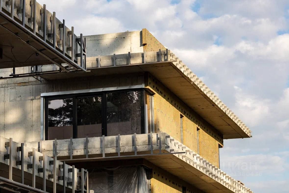 Продажа 3-комн квартиры на вторичном рынке пос. Лисий Нос, Приморское шоссе, 26А