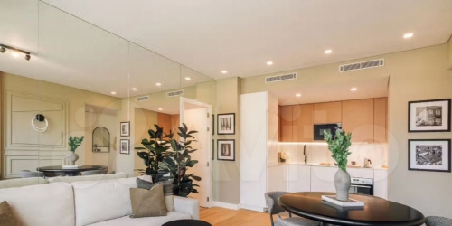 4-комн квартира улица Расковой,  д. 10