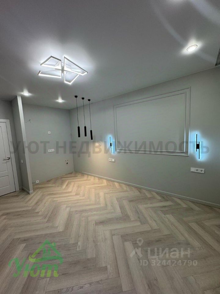 Продажа студии с. Домодедово, улица Современников,  д. 8