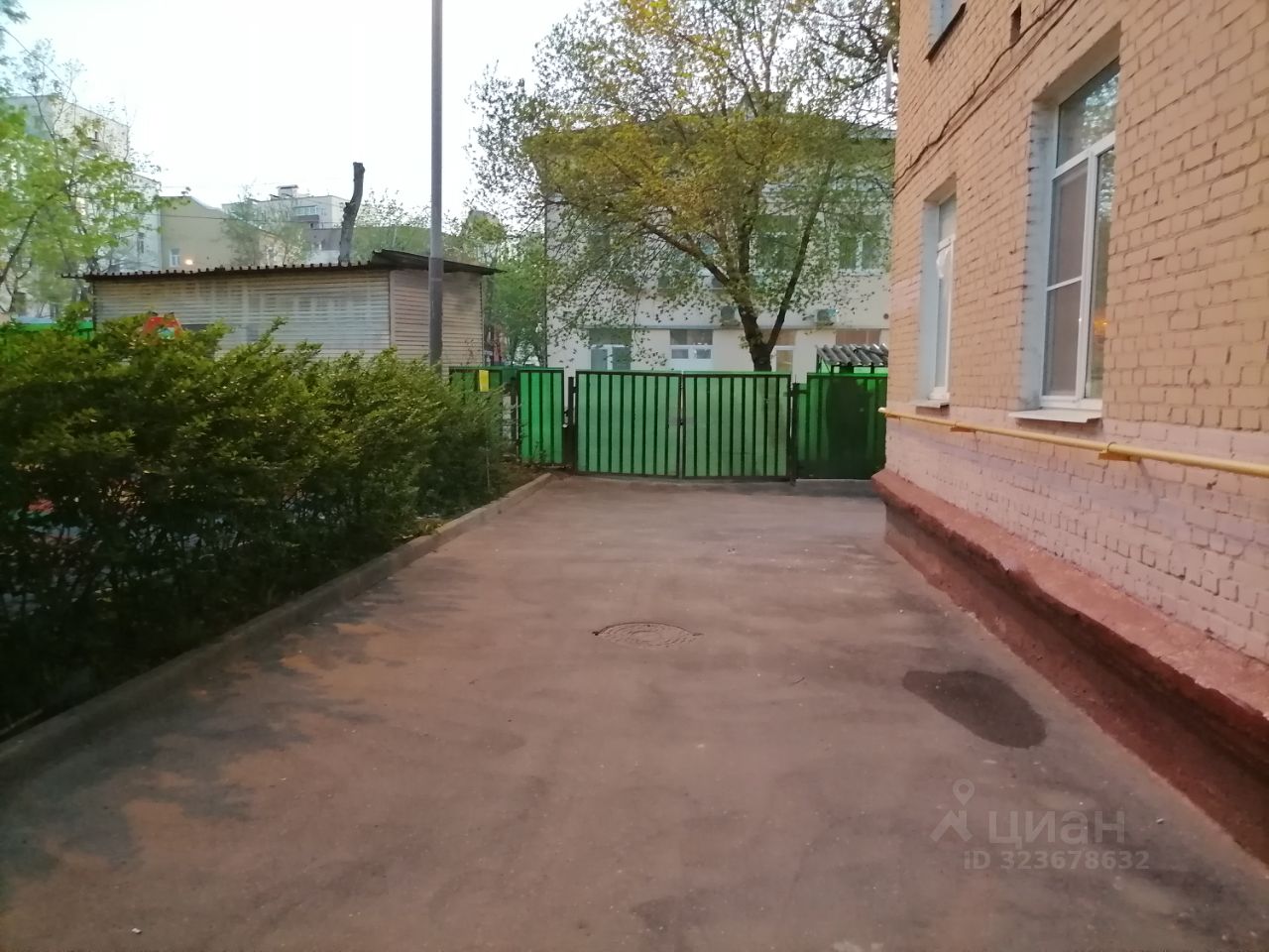 Продажа 2-комн квартиры на вторичном рынке 4-й Монетчиковский переулок, 1/6С1