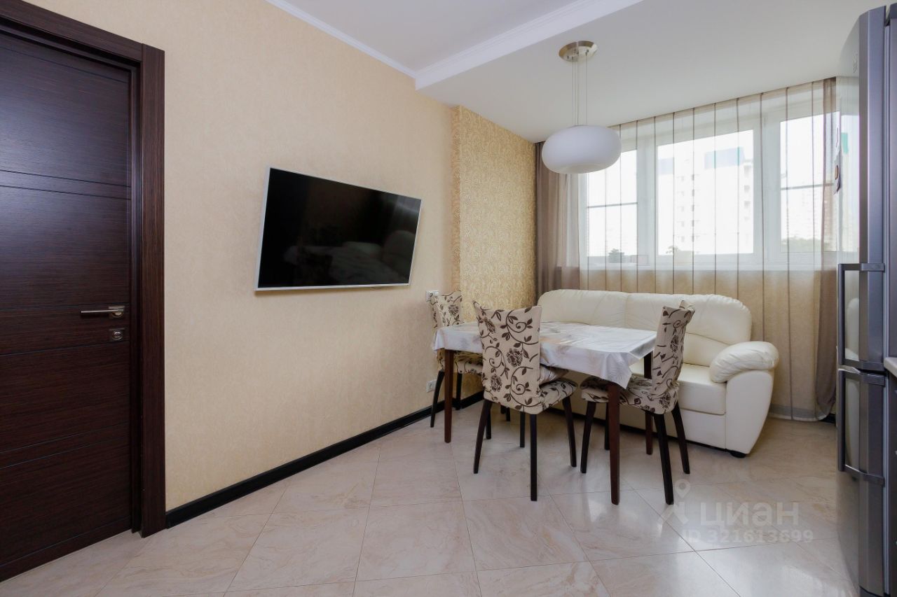 Продажа 2-комн квартиры на вторичном рынке Люберцы, Инициативная улица, 13