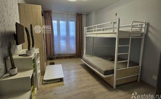 Продажа 4-комн квартиры на вторичном рынке Агрохимическая улица,  д. 3