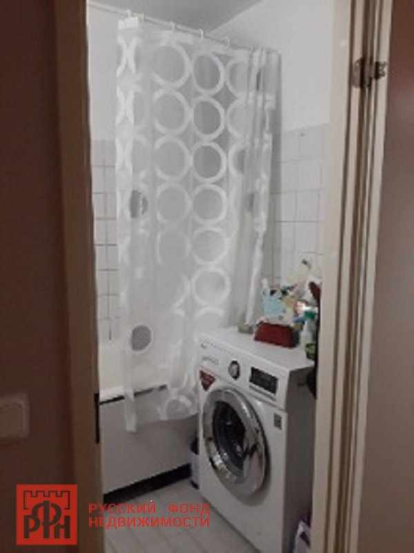 Продажа 2-комн квартиры на вторичном рынке Всеволожск г., Аэропортовская ул. ,  д. 1