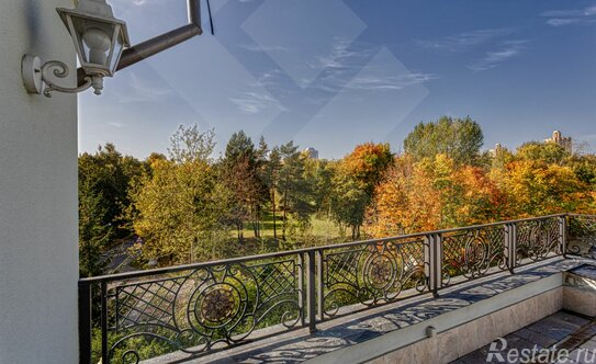 Продажа 6-комн квартиры на вторичном рынке Береговая улица,  д. 8