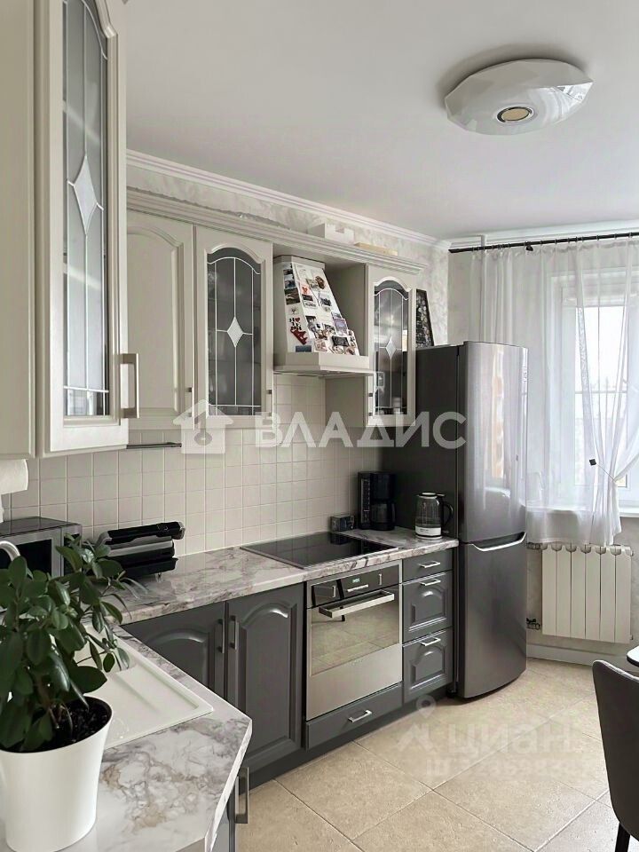 Продажа 2-комн квартиры на вторичном рынке 1-й Очаковский переулок, 1