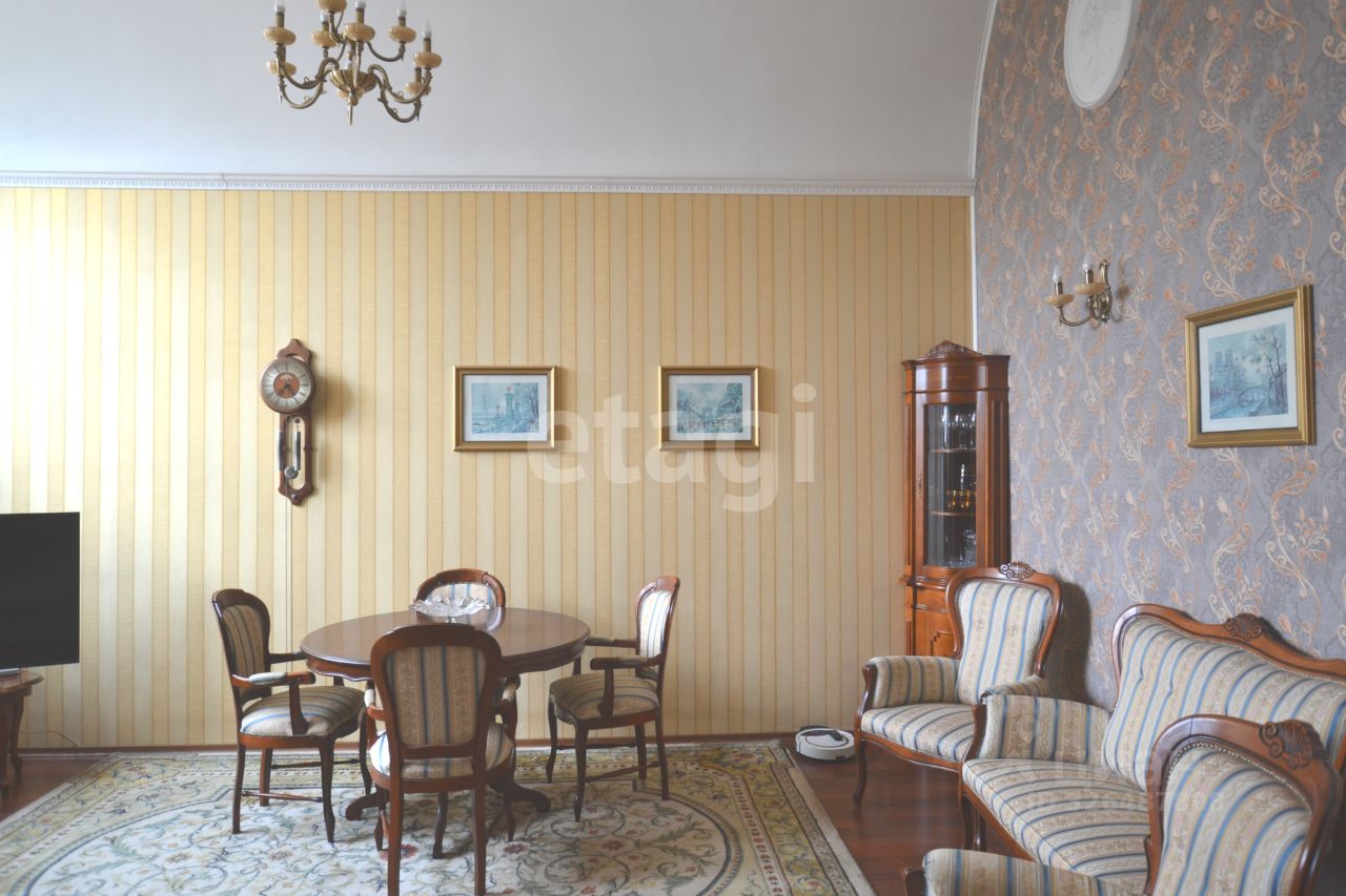 Продажа 3-комн квартиры на вторичном рынке Выборг, Ленинградское шоссе, 12