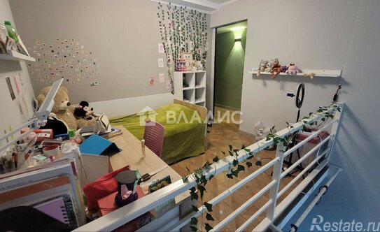 Продажа 6-комн квартиры на вторичном рынке Домостроительная улица,  д. 14