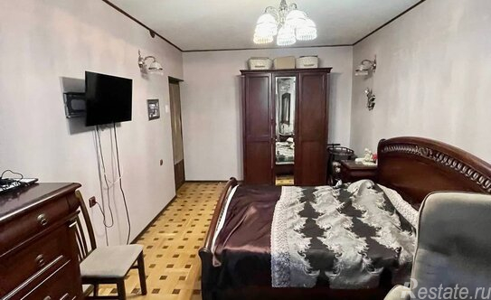 Продажа 3-комн квартиры на вторичном рынке ул Перерва,  д. 49