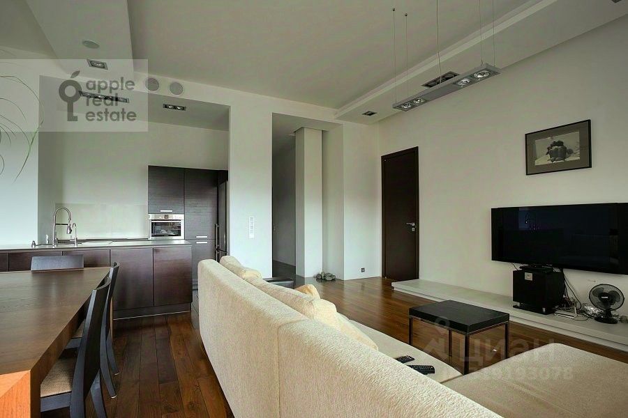 Продажа 3-комн квартиры на вторичном рынке д. Жуковка, 58