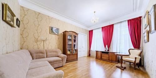 3-комн квартира Пушкарская Б. ул,  д. 19