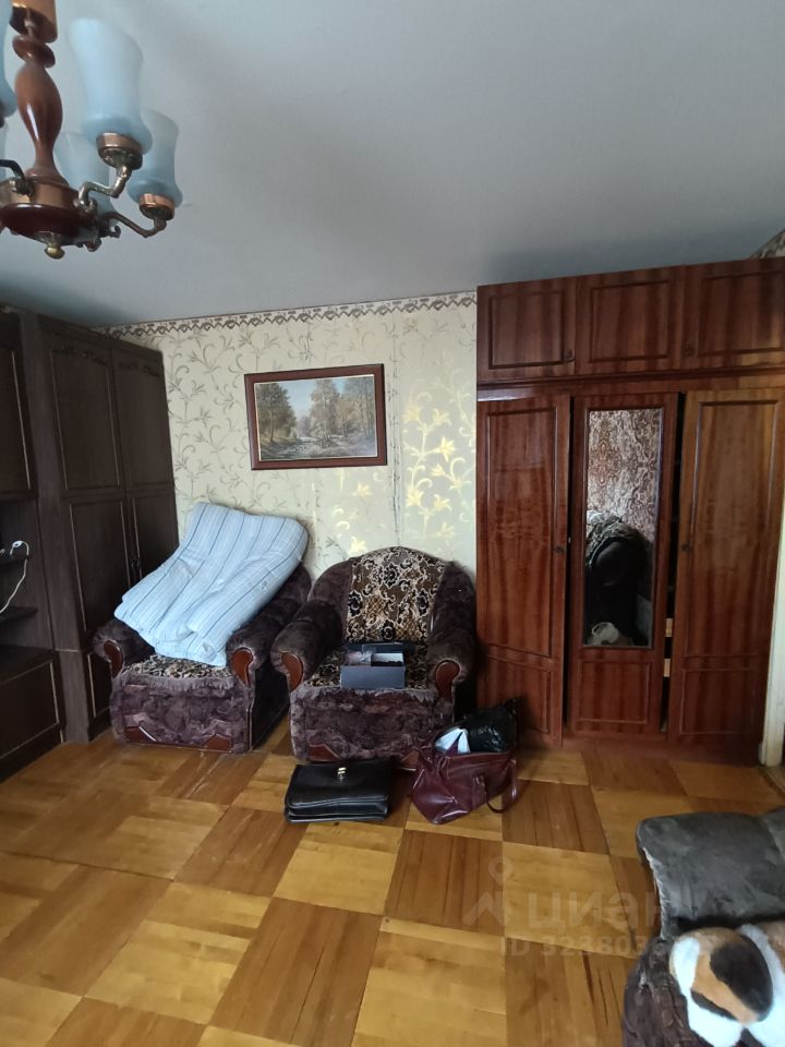 Аренда 1-комн квартиры на вторичном рынке Колпино, Тверская улица, 33