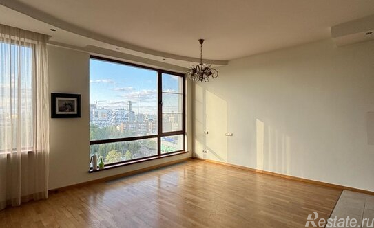 Продажа 2-комн квартиры на вторичном рынке Тихвинская улица,  д. 39