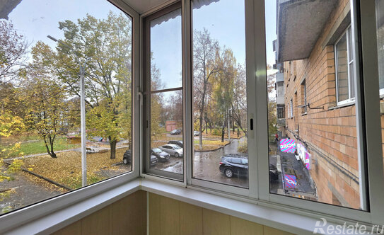 Продажа 3-комн квартиры на вторичном рынке Серпухов, ул Фрунзе,  д. 20