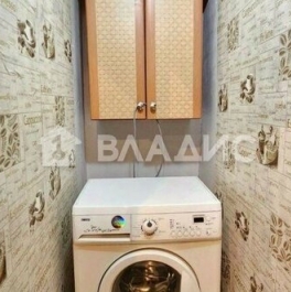 Продажа 1-комн квартиры на вторичном рынке Батюнинская улица,  д. 10