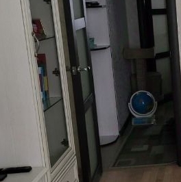 Продажа 2-комн квартиры на вторичном рынке Сабурово пгт, улица Парковая,  д. 8