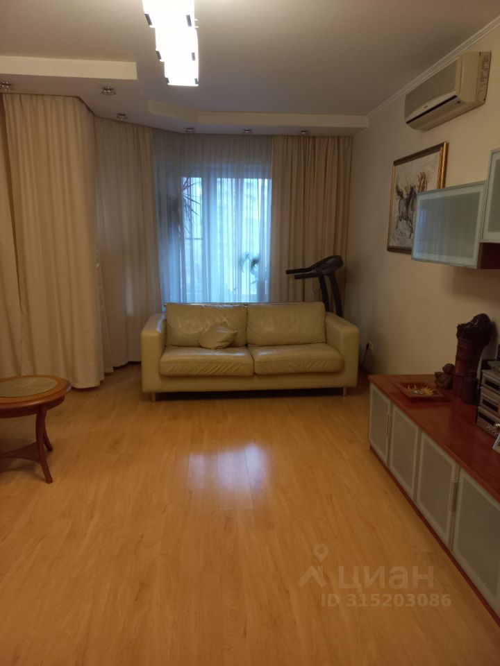 Продажа 4-комн квартиры на вторичном рынке 1-я Дубровская улица, 1К4