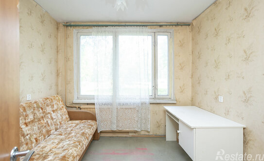 Продажа 2-комн квартиры на вторичном рынке Будапештская ул,  д. 63,  к. 1