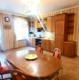 Аренда 3-комн квартиры на вторичном рынке Крюкова Канала наб,  д. 11