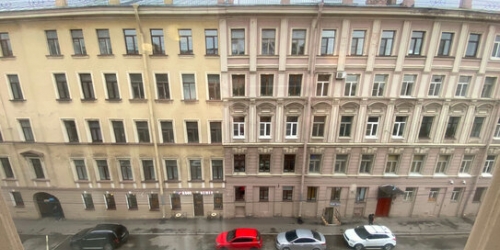 4-комн квартира Апраксин пер,  д. 20