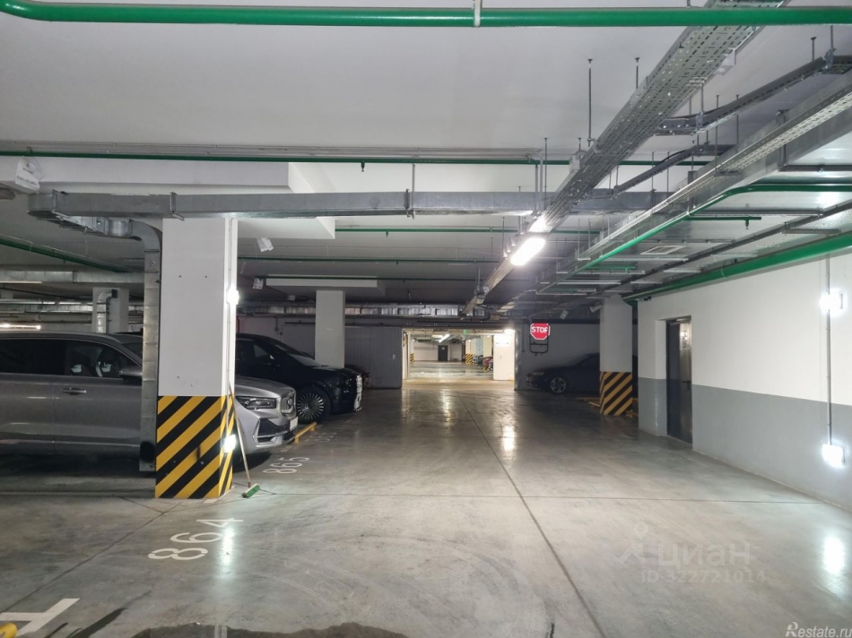 Продажа гаража Старые Химки, улица Кудрявцева,  д. 12