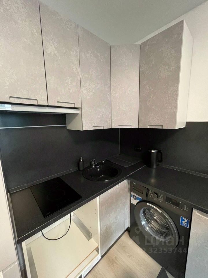 Аренда студии Парашютная улица, 42к1